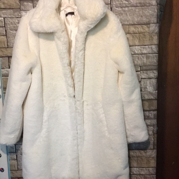 Christian Siriano Jackets & Blazers - Faux Fur White Coat